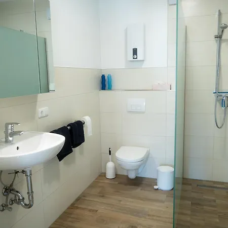 Am Hostertberg * سيمراث